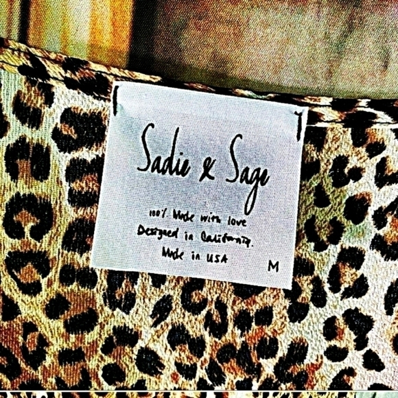 Sadie & Sage Med Surplus Leopard Print Long Sleeve Blouse - Picture 2 of 6